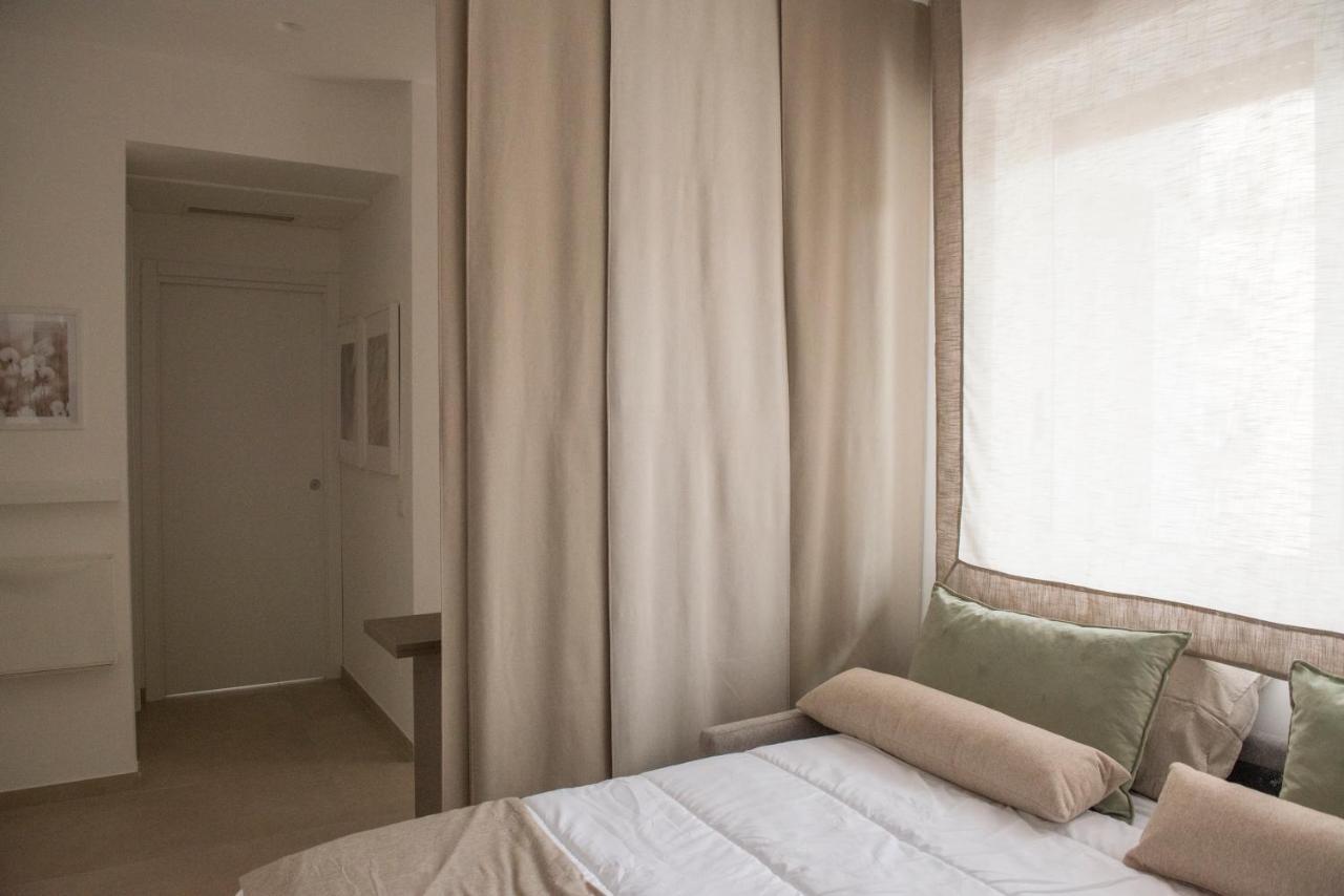 Leflole Residence B&B Naples Extérieur photo